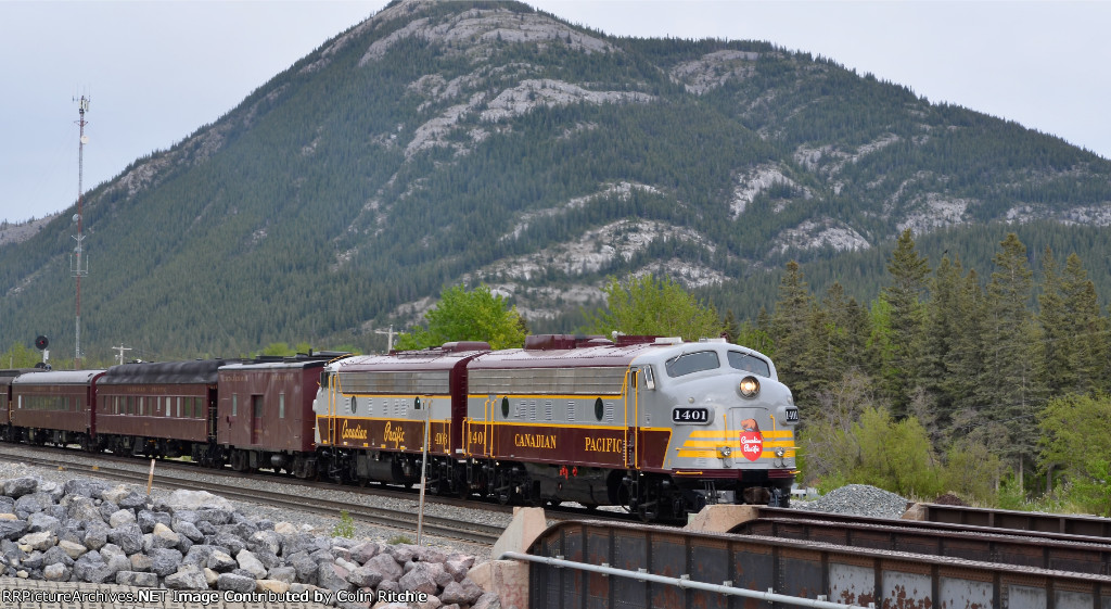 CP 1401/4106 lead units of a WB Royal Canadian Pacific Railway Business Train at the Mt. Laurie Road crossing